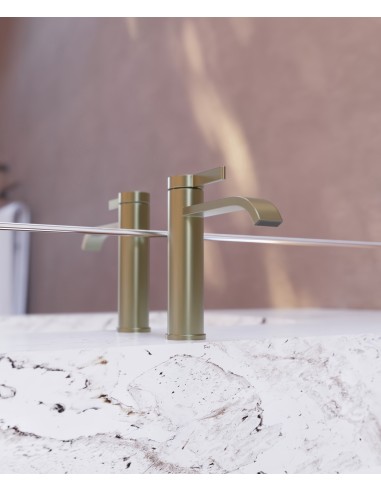 Mitigeur lavabo doré brossé KROOS Fiumina / Élégant et moderne