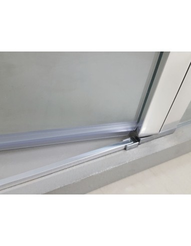Paroi de douche porte battante sur mesure | Sanitshop Plus