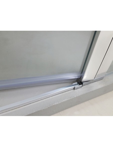 Paroi de douche porte battante sur mesure | Sanitshop Plus